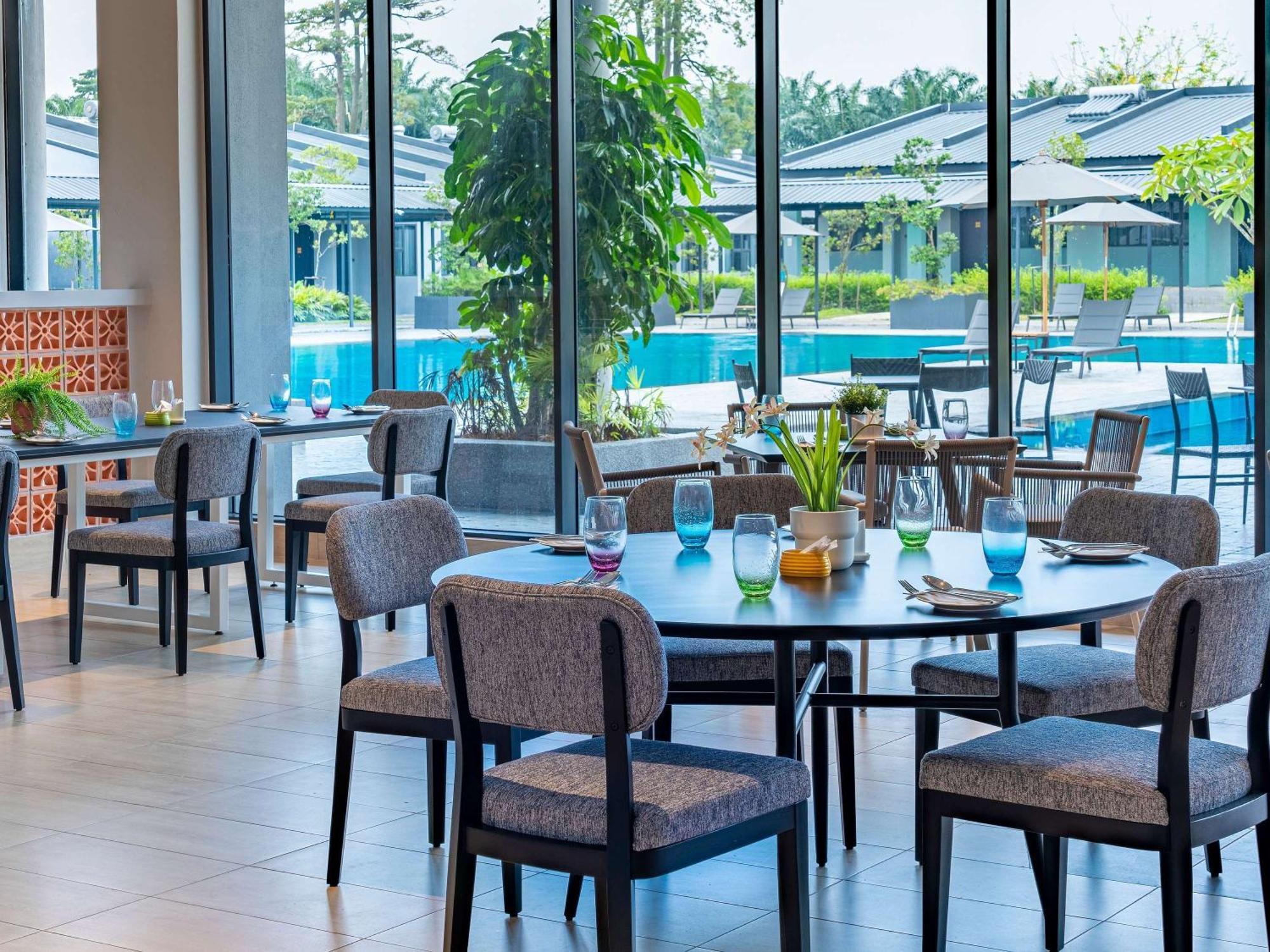 Hotel Ibis Styles Sepang Klia Exterior foto